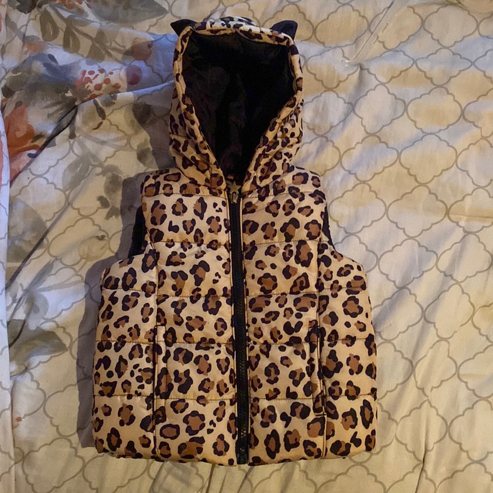 18M girls vest, Black, Brown, and Tan!!